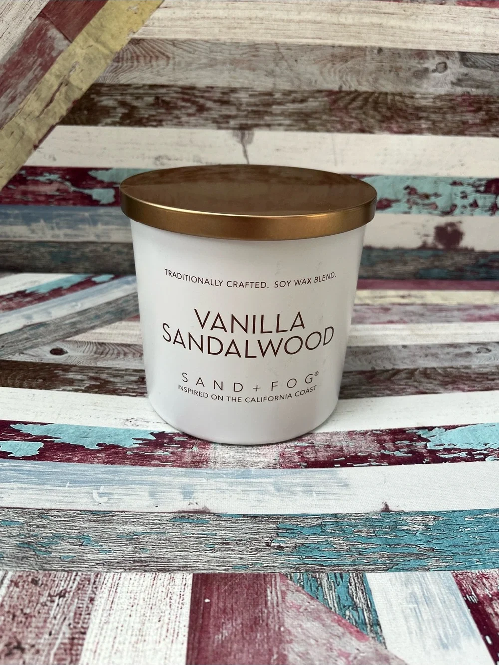 Sand + Fog Vanilla Sandalwood 3 Wick Candle Soy Wax Blend Glass Jar NEW 25 oz